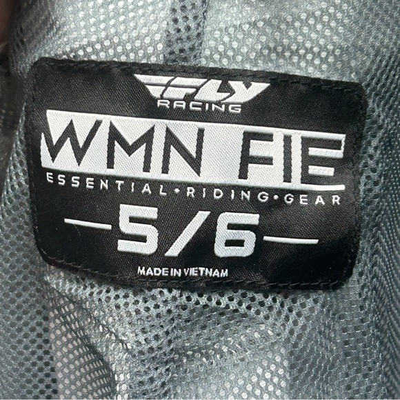 NWT Women’s Fly Racing Complete Moto Gear Set Jersey and Pants Brand New F16 - Picture 7 of 10